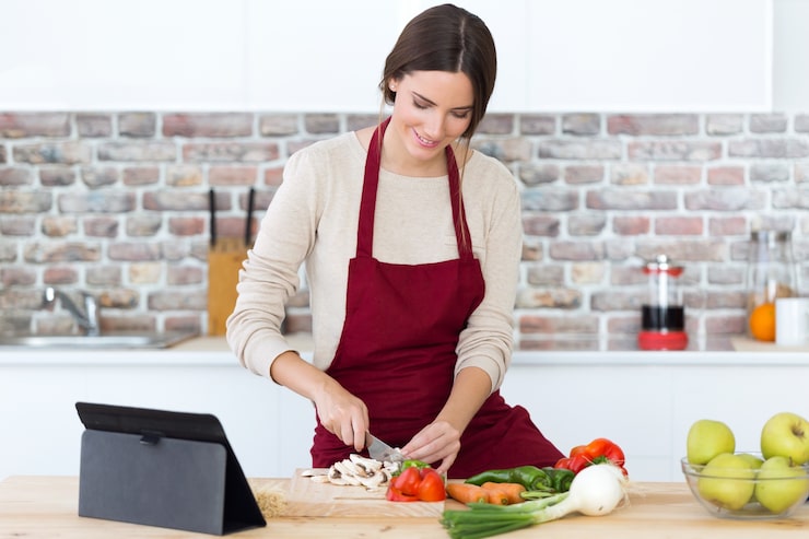 Professional maid service in Islamabad home